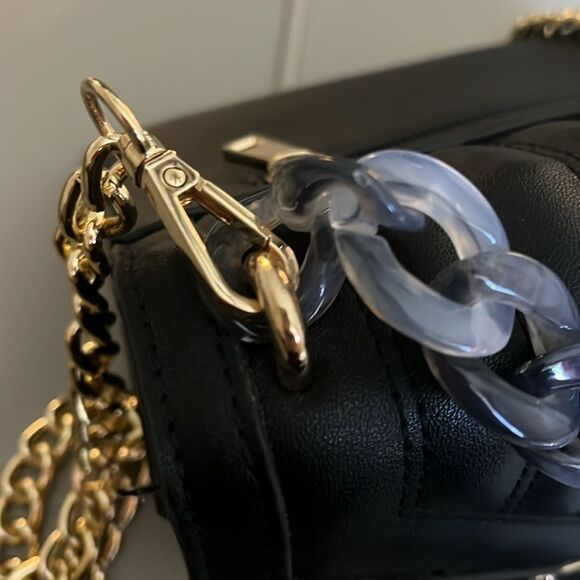 Mia K. Collection black‎ quilted crossbody bag - Picture 15 of 16